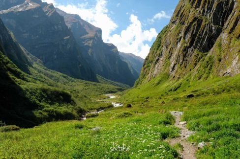 Way to Machapuchare Base Camp